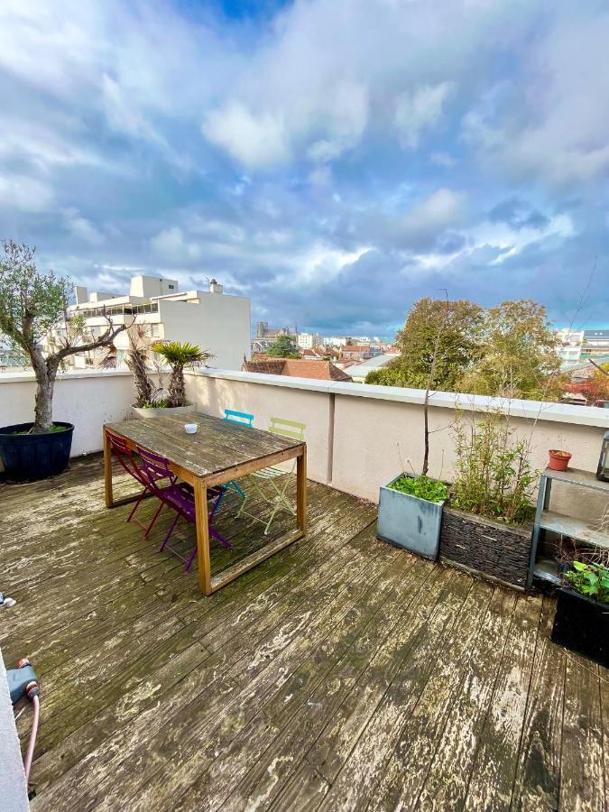 Ferienwohnung Lagrive - Avec Vue Panoramique Reims Exterior foto